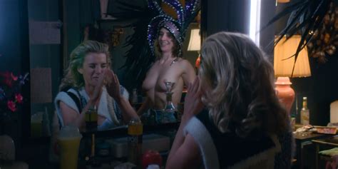 Nude Video Celebs Alison Brie Nude Glow S E