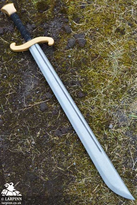 See more ideas about sword, falchion sword, viking sword. Duelling saber | Larp sword, Falchion sword, Sword
