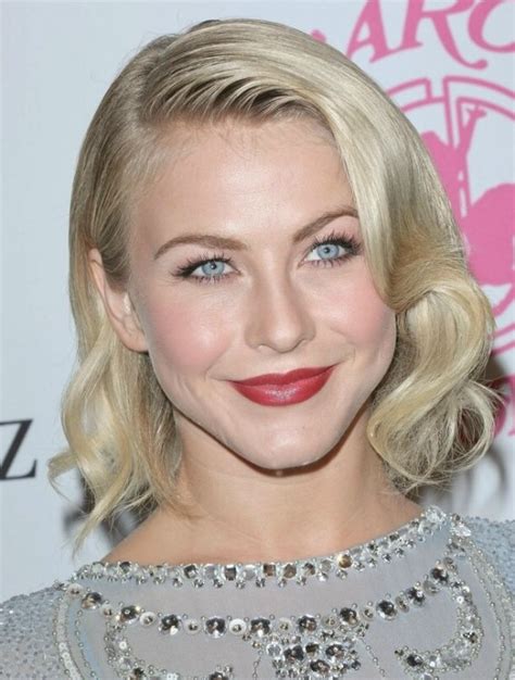 Julianne Hough Vintage Medium Length Hairstyle With Waves