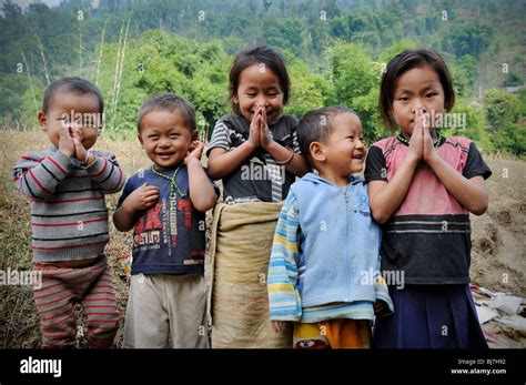 Nepali Children In Chyawabesi Nepal Stock Photo Alamy