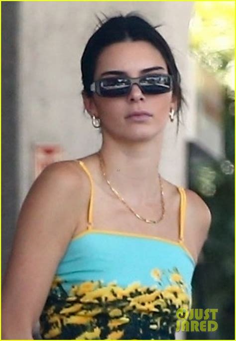 Kendall Jenner Wears Tropical Blue Top On Sunny Day In La Photo 4304877 Kendall Jenner Photos