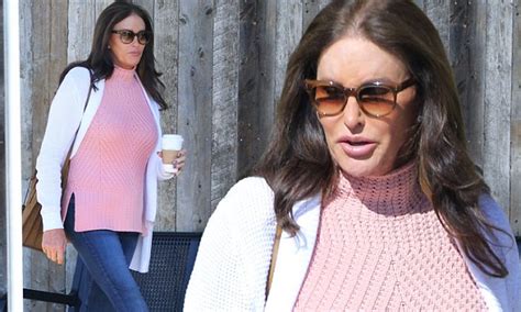 Caitlyn Jenner Wears Stylish Wintry Ensemble Out Shopping Daily Mail