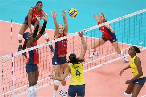 Dessa vez, o brasil enfrenta os estados unidos. Brasil x EUA - 2º jogo - Londres 2012 ~ Volei Fotos