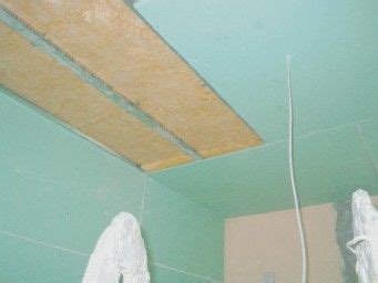 Hallo miteinander, seit unserem hauskauf im dezember lese ich hier schon einige sehr brauchbare threads. Altbau Decke abhängen & dämmen - Schallschutz ...