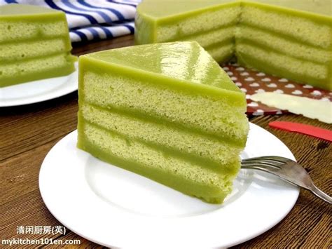 Simple Elegant Pandan Layer Cake Recipe Made With Fresh Pandan