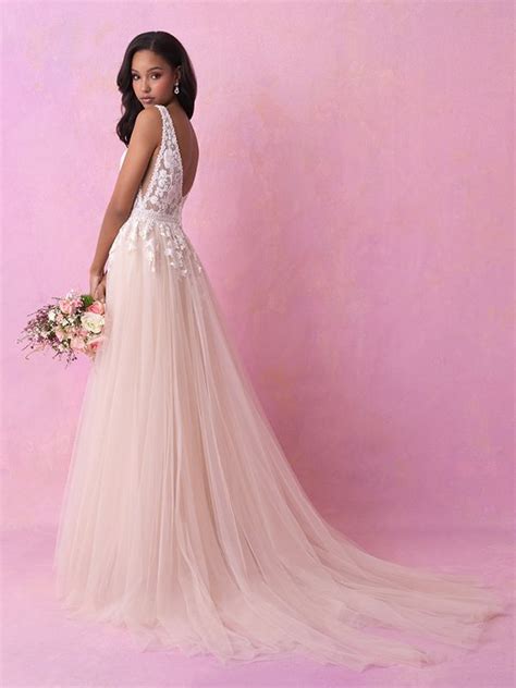 Https://tommynaija.com/wedding/back Of Wedding Dress With Pink Tulle Skirt