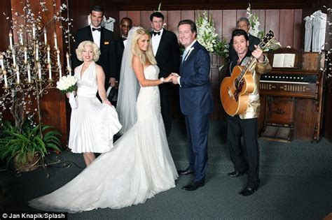 I think piers morgan forgets the arses he kissed on his way to be editors, in reality tv and in the media in general. Piers Morgan and Paris Hilton say 'I do' in Las Vegas ...