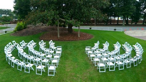 38 seating arrangement at wedding ceremony