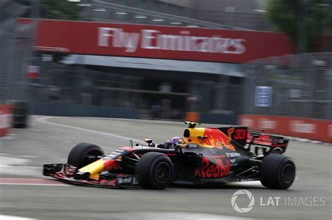 Max Verstappen Red Bull Racing Rb13 At Singapore Gp