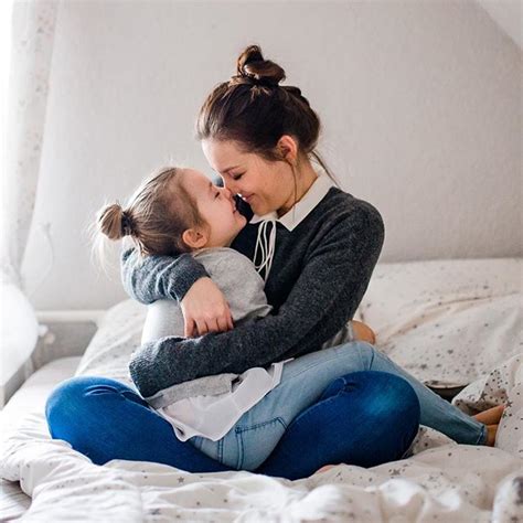 Farsi le coccole con qn. CAN WE RESTART THE WEEKEND? | Noch einmal kuscheln im Bett ...