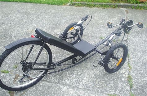 I've always been fascinated by bamboo and when i decided to build a recumbent trike it seemed like the obvious. AtomicZombie Bikes, Trikes, Recumbents, Choppers, Ebikes, Velos and more: Handmade recumbent ...