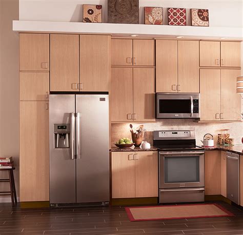 The high quality kitchen cabinets that this wood produces are the reason homeowners are willing to pay more for it, making cherry the most expensive of the five most common woods used in cabinetry. Quality Cabinets