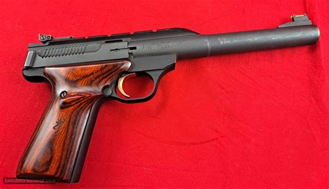 Browning Buck Mark Hunter Like New 22lr Pistol