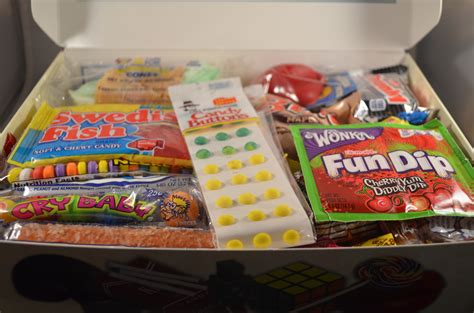 Old Time Candy Decades 4 Lb Candy Box Review And Giveaway Ends 111214