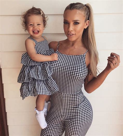 Mom And Daughter Matching Outfits Photos Cantik