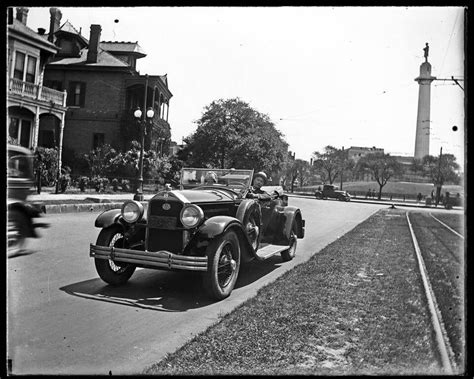 Lee Circle New Orleans 1928 New Orleans History New Orleans Old