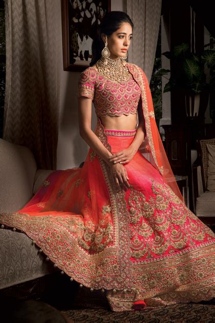 Many brides like breaking the traditional wedding seasons: pink bridal lehenga