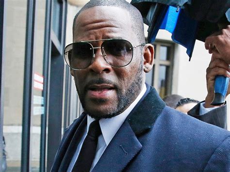 r kelly sentenced to 30 years in federal sex crimes case