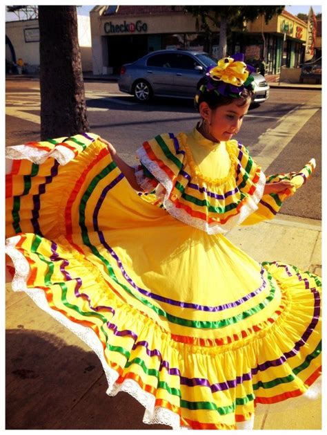 Mexican Dance Traditional Mexican Dress Folklorico Dresses Ballet