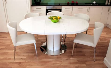 Las mesas redondas y ovaladas suelen ocupar menos espacio que las cuadradas, es más sencillo. mesa de comedor redonda extensible ikea