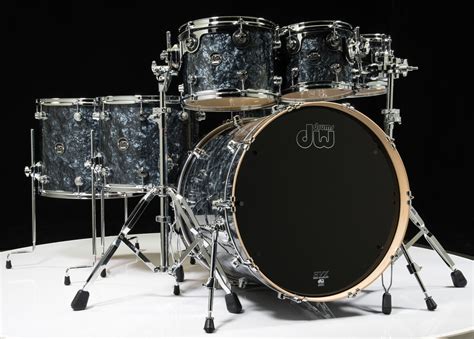 Dw Performance Series 7pc Drum Kit Black Diamond 8101214162214sd