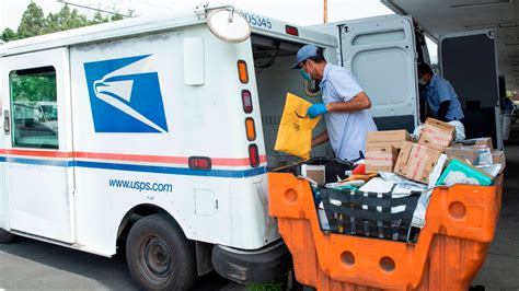 Labor Day 2021 Usps Fedex Ups Which Couriers Deliver On The Holiday