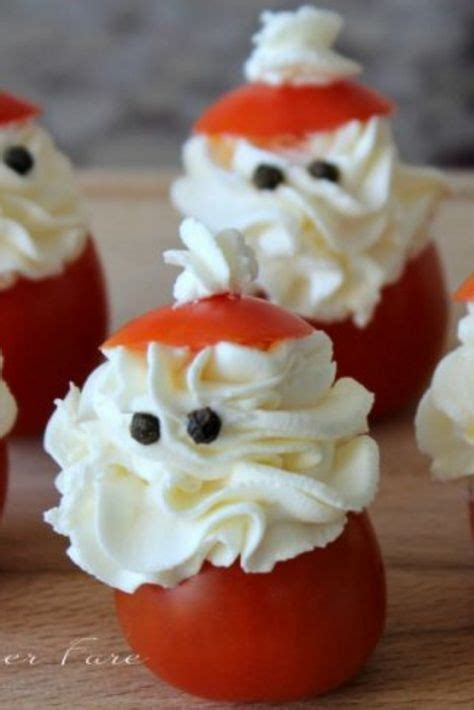 Vi anticipo i miei 3 antipasti del pranzo di natale veloci da eseguire e sfiziosi per il palato! Questi pomodori ripieni Babbo Natale sono degli antipasti ...