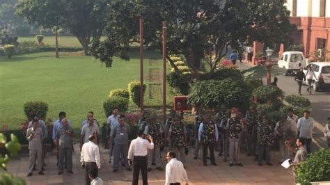 Security In And Around Supreme Court Beefed Up Ahead Of Ayodhya Verdict India News