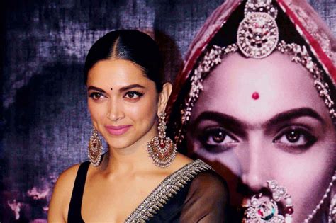 Bollywood Film Padmavati Stirs Up Controversy In India Time