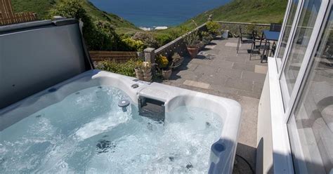 North Devon Lodges With Hot Tubs Woolacombe Cottages