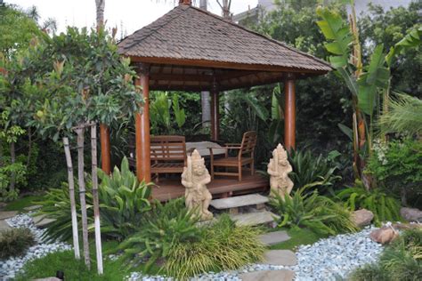 The Front Garden Design Minimalist And Exotic With Balinese Style