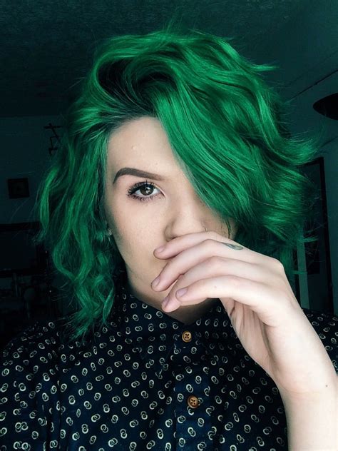 Dark Green Hair Dye Emerald Green Hair Green Hair Colors Hair Color