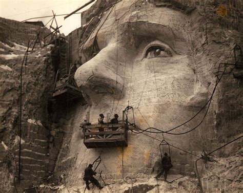 Mount Rushmore Hidden Head At Duckduckgo Mount Rushmore Art And Architecture History