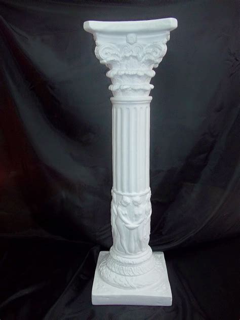 Las columnas de ladrillo pueden agregar un toque clásico y eterno a cualquier casa o estructura. ARTECOR DECORACION: PEDESTALES - COLUMNAS DE YESO Y CEMENTO