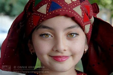 Yemeni Girl With Images Caucasian Girl Girl Kids Around The World