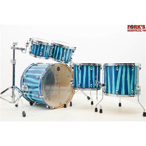 Tama Starclassic Performer 5pc Drum Kit Sky Blue Aurora Forks Drum Closet
