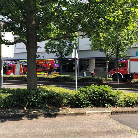 2 auch ich sage zum herrn: Feuerwehr rückt in die City aus - Radio Leverkusen