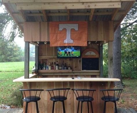 Patio bar bar design home outdoor kitchen bars house bar furniture new homes kitchen bar indoor outdoor kitchen. 50 Outdoor Mini Bar Ideas In Your Backyard - Homiku.com in ...