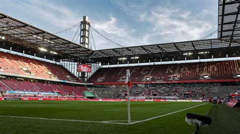 Erfahre mehr über das stadion vom verein 1. Football news - Koln report three positive coronavirus ...
