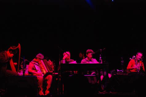 🎤 charla abierta en la que el músico, cantante y poeta de amplia trayectoria, nos habla de los hitos de su carrera, las bandas en las que participó y sus experiencias en el rock nacional. Plegarias Mutantes. Miguel Grinberg y Palo Pandolfo | Flickr