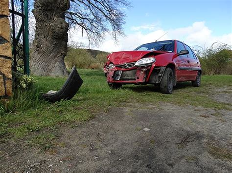 Chłopca udało się odnaleźć po około 30 minutach i przetransportować do szpitala. Powiat Kamieński - ikamien.pl » 29 - latek jechał za ...