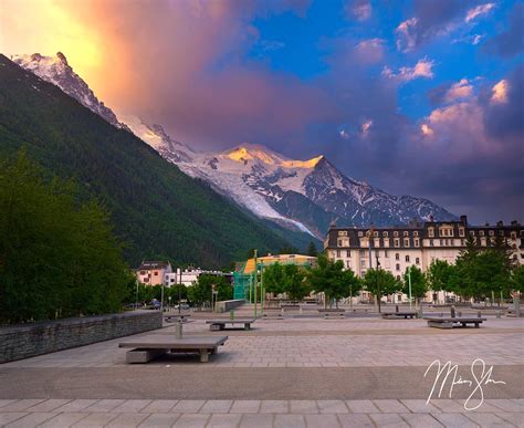 Tripadvisor has 113,654 reviews of chamonix hotels, attractions, and restaurants making it your best chamonix resource. Colorful Chamonix | Chamonix-Mont Blanc, France | Mickey ...