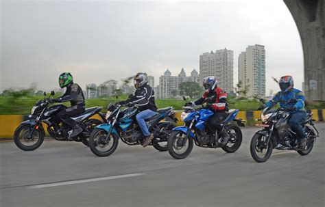 Shumi sets off to see if the bajaj pulsar 135 is a better value proposition than the best 125 & 135cc bikes in india today. Bajaj Pulsar NS160 vs Yamaha FZ-S FI vs Suzuki Gixxer vs ...