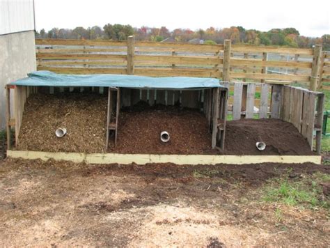 Horses don't have as many stomachs as cows so they aren't as likely to kill weed/grass seeds. Horse Manure Fertilizer Blueberries | Cromalinsupport