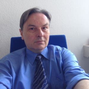 He recruited guitarists mathias dieth and peter szigeti, bassist frank rittel and drummer thomas franke. Udo Kohlschreiber - Göppingen (Freihof-Gymnasium)