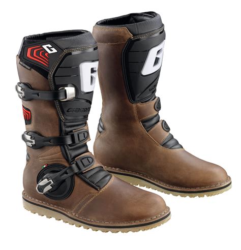 O'neal is a company dedicated to providing bikers with the best kit in the market at affordable prices. GAERNE OILED BROWN TRIALS BOOTS | Adventure boots, Mx ...