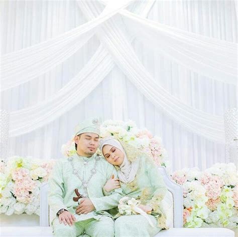 See more ideas about beautiful dresses, gowns, evening dresses. Songket Dress / Baju Sanding Songket - Busana Pengantin ...