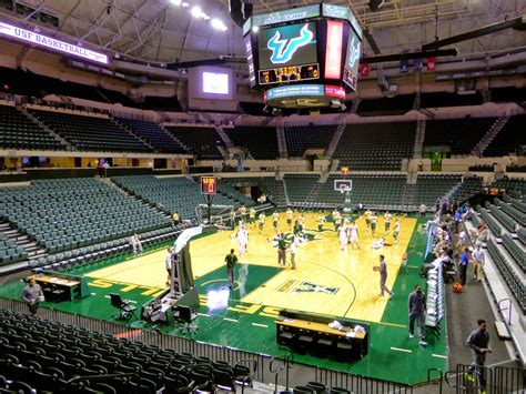 Sports Road Trips Jacksonville Dolphins 65 At Usf Bulls 79 Ncaa
