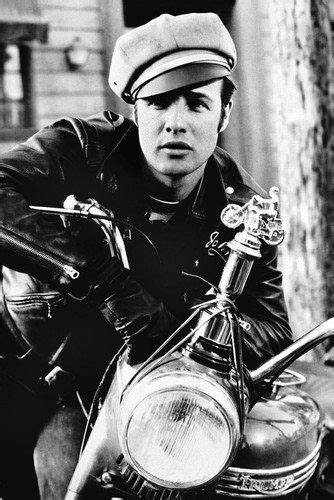 Marlon Brando As Johnny In The Wild One 24x36 Poster In Leather Jacket