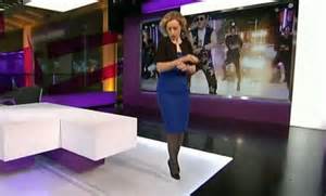 Cathy Newman Breaks Into Gangnam Style In Hilarious Online Clip Daily Mail Online